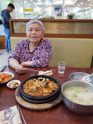 신선설농탕 광나루역점