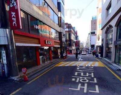 Kfc 압구정1점