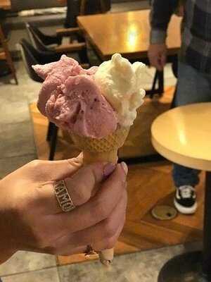 구스띠모 이태원점