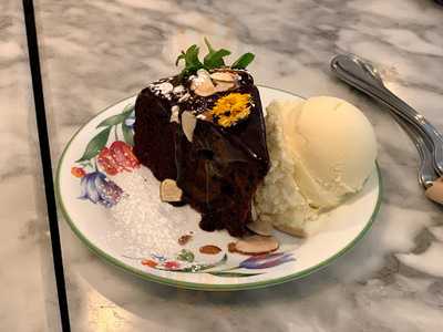 세시 셀라 압구정점