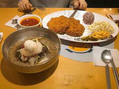 매콤돈까스앤칡불냉면