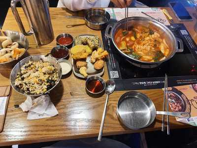 T.g.i.f. 대학로점