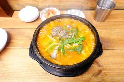 어탕국수 동묘점