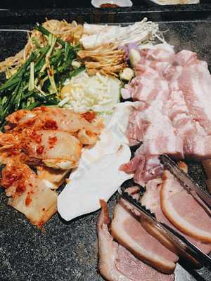 제주오겹살왕돌구이