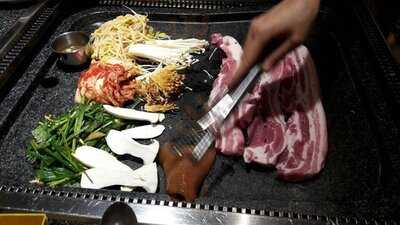 제주오겹살왕돌구이