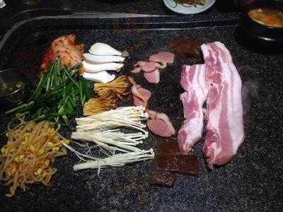 제주오겹살왕돌구이