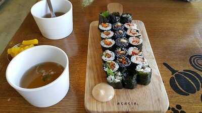 아카시아 카페 비스트로