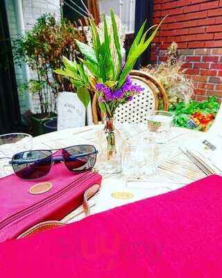 아카시아 카페 비스트로