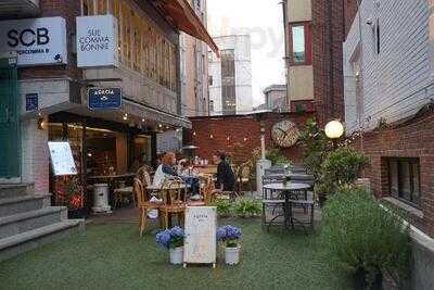 아카시아 카페 비스트로