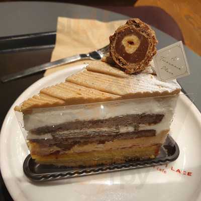 투썸플레이스 압구정점