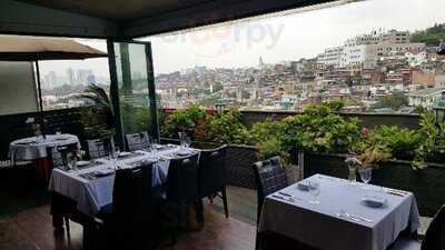 비스테까토레엔