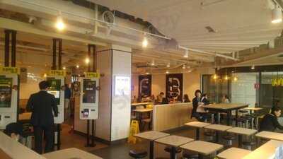 맥도날드 아셈점