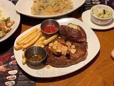 아웃백 구로akplaza