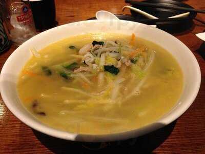 크리스탈제이드상하이딜라이트명동점