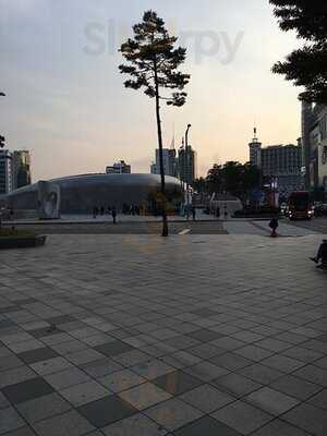 던킨 도너츠 동대문맥스타일점