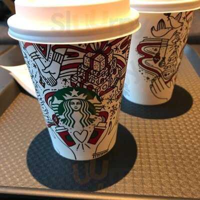 스타벅스 몬테소리점