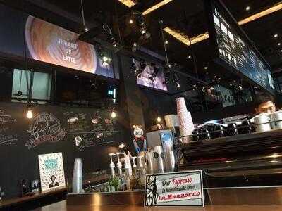 클래치 앤 바르도 청담