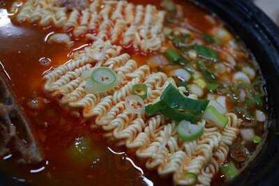 원조감자탕일미집