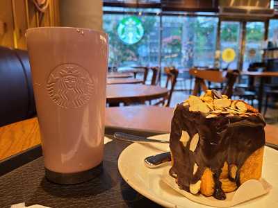 스타벅스 주얼리시티점