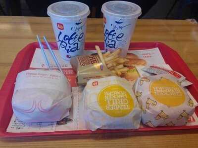 롯데리아 강남우성사거리