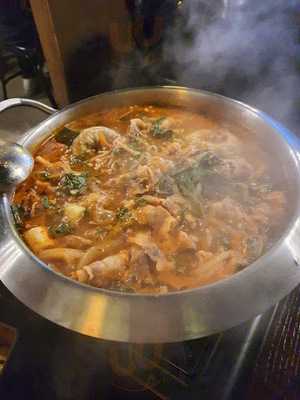 놀부부대찌개 강남씨티점