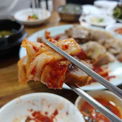 회기왕족발보쌈