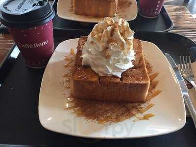 카페베네 충무로역점