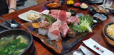 본참치전복전문점