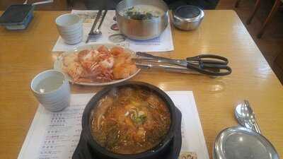 신촌설렁탕 삼성점