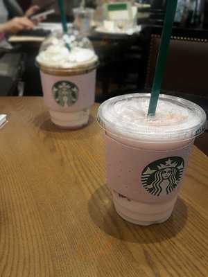 스타벅스 염창역점