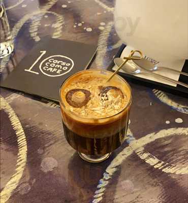 꼬르소꼬모카페