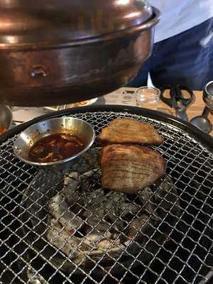 사람사는 고깃집 김일도 신사점