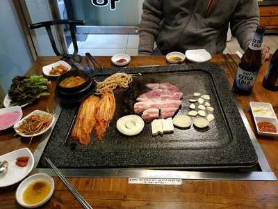 삼겹천하