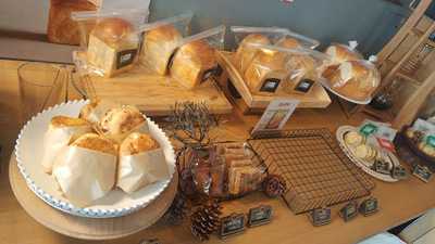 컴컴베이커리카페