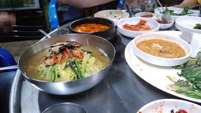 욱수골사랑채식당