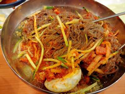 바른식시골보쌈&감자옹심이별관