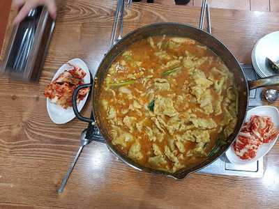 코리안숯불닭바베큐