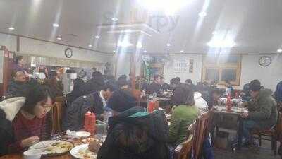 윤화돈까스전문