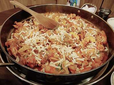 닭이봉춘천닭갈비