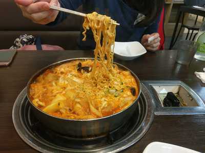 먹쉬돈나 홍대점