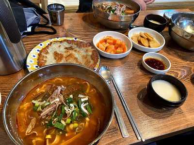 조선의 육개장 칼국수