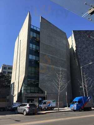 아우어 베이커리