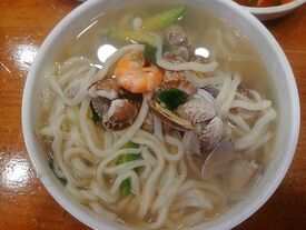 솔향기해물손칼국수