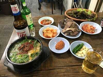 공덕동족발타운