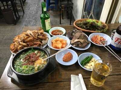 공덕동족발타운