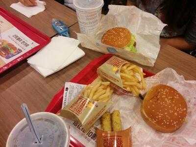 롯데리아 홈플러스금천점