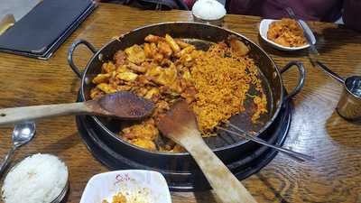 유가네닭갈비 천호점