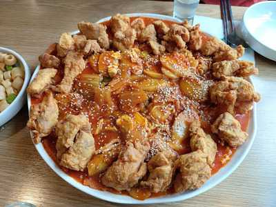 유자유김치떡볶이