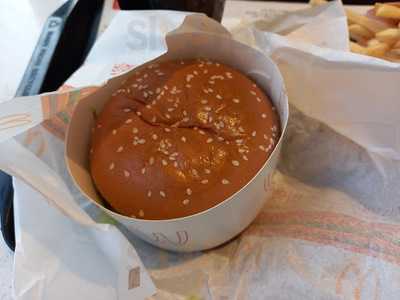 맥도날드 신사역점