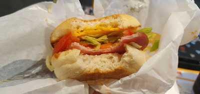 맥도날드 신사역점